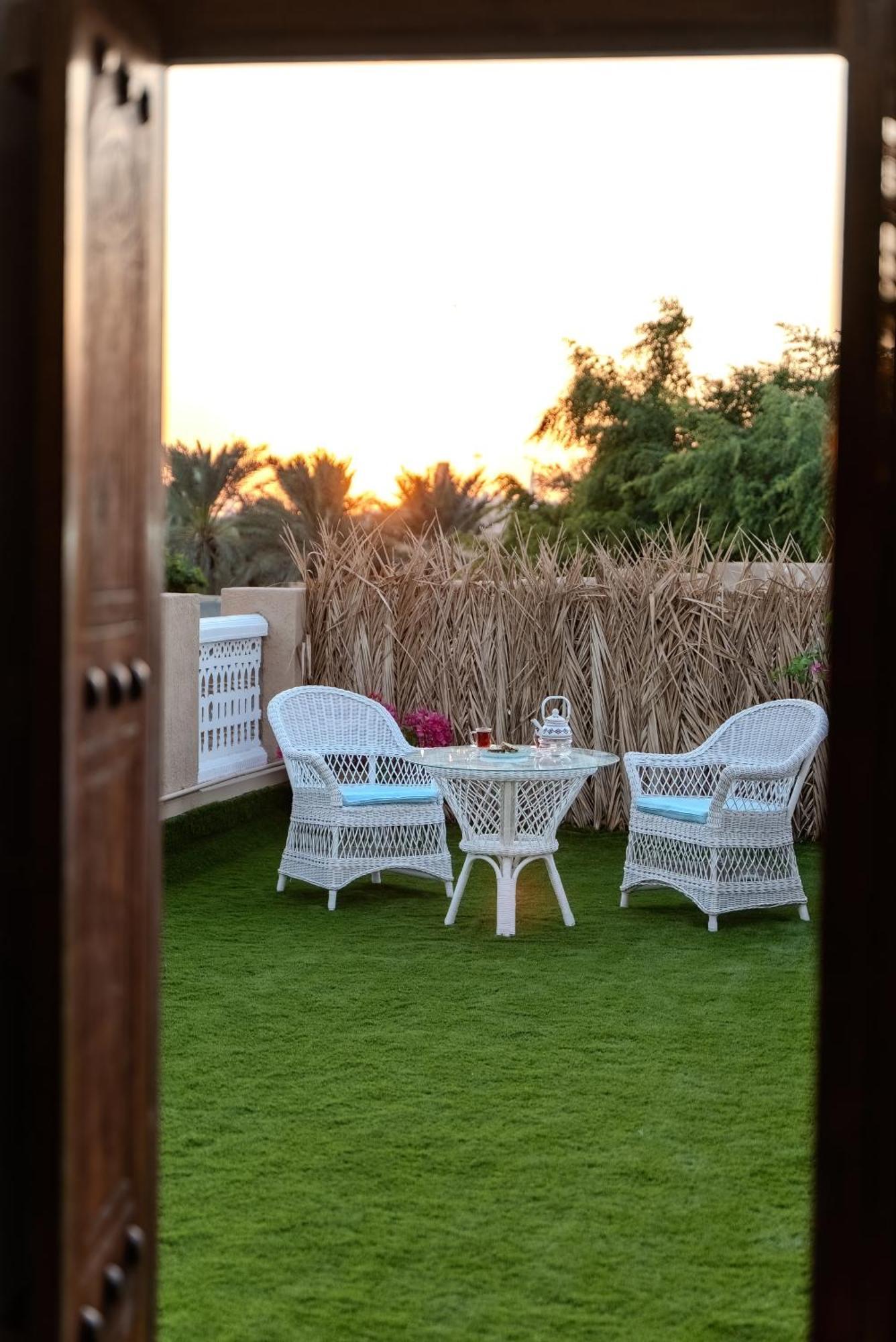 Arabian Boutique Hotel Дубай Экстерьер фото